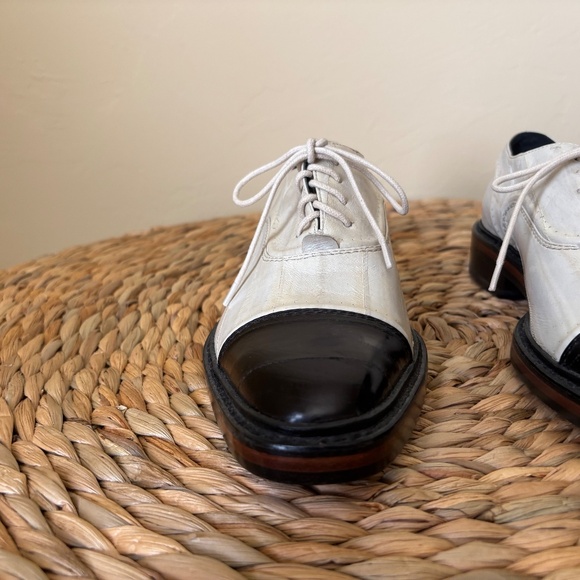 LANVIN / made in Italy / eel skin leather / FW / Oxford / lace up / 37 EU / 7 US - Picture 3 of 12